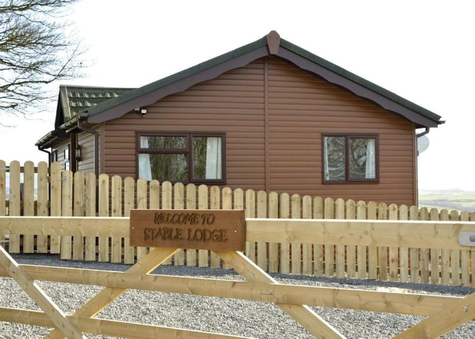 קאסל דאגלס Lochhill Stable Lodge מראה חיצוני תמונה
