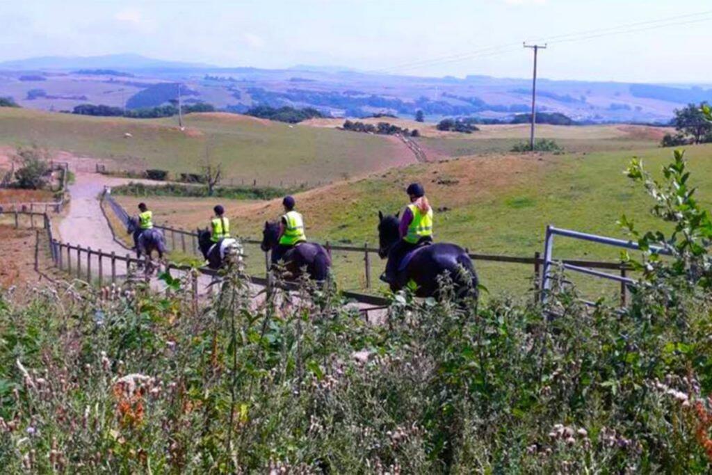 קאסל דאגלס Lochhill Stable Lodge מראה חיצוני תמונה